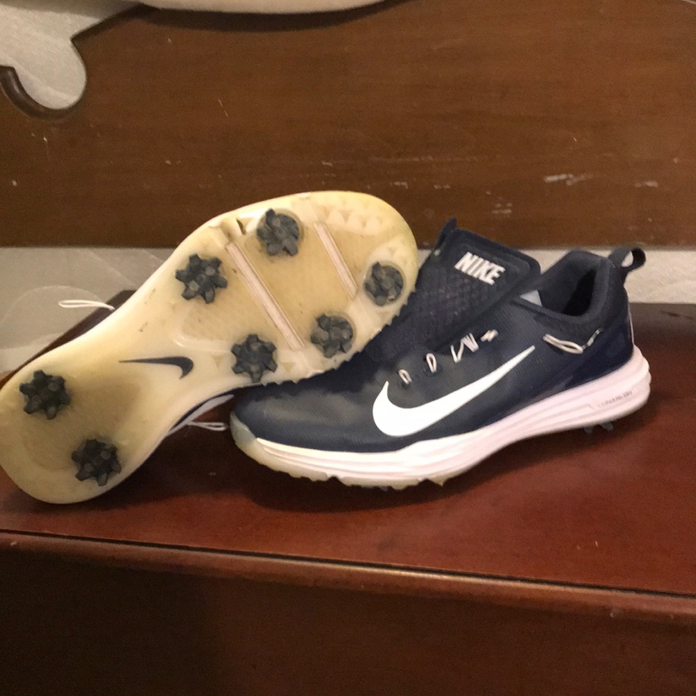 Nike lunar command 2 size 7